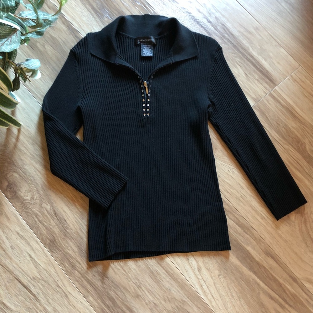 🎉Host Pic🎉 Cozy Black sweater 🍁